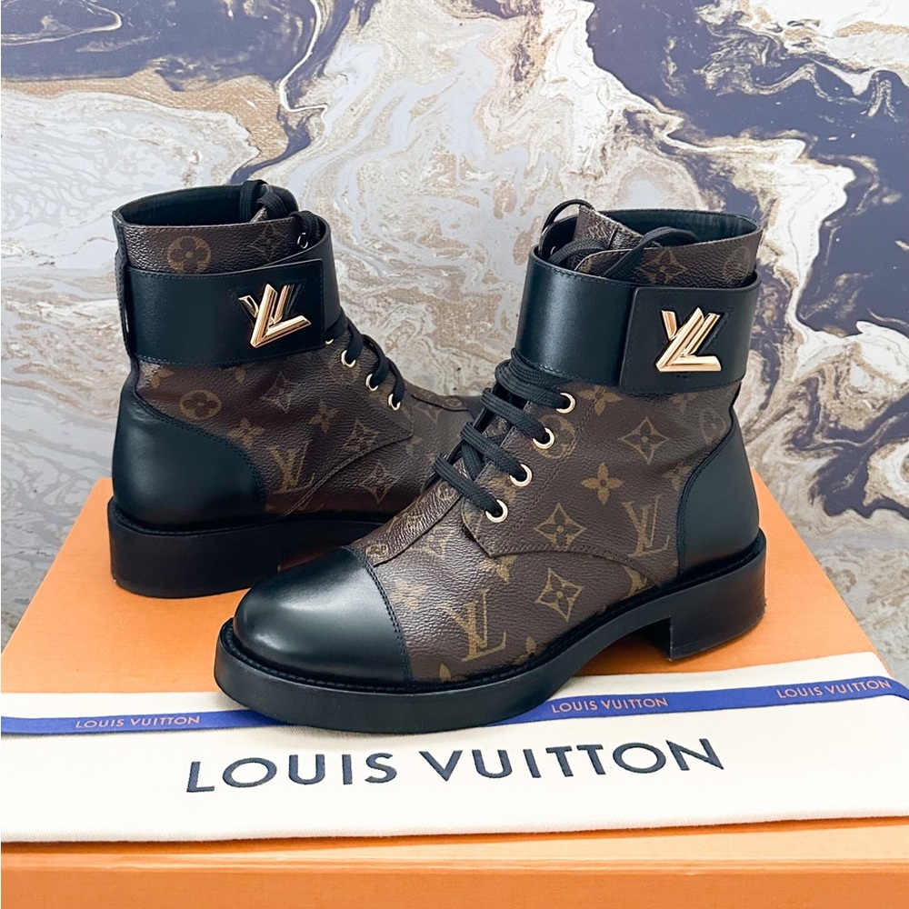 Louis Vuitton Monogram Wonderland Twist Flat Ranger Combat Boots - Picture 5 of 11